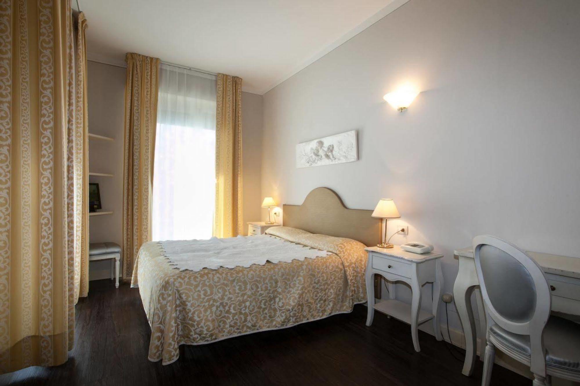 Marconi Hotel
